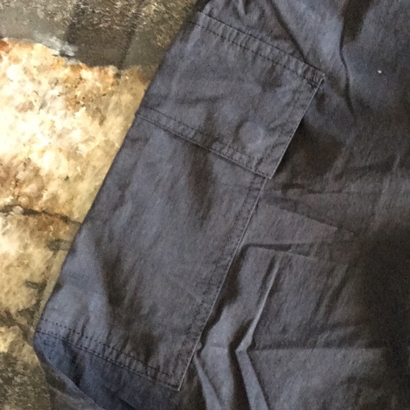 Forever 21 Black Cargo Pants - Picture 3 of 7